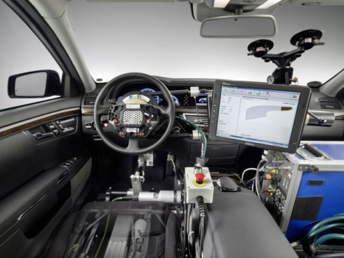 Mercedes-Benz autopilot 2
