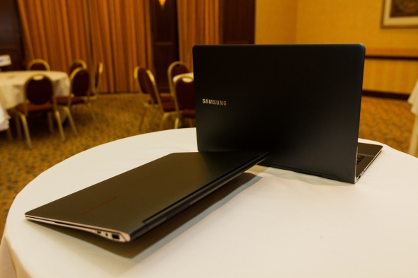 Samsung Series 9