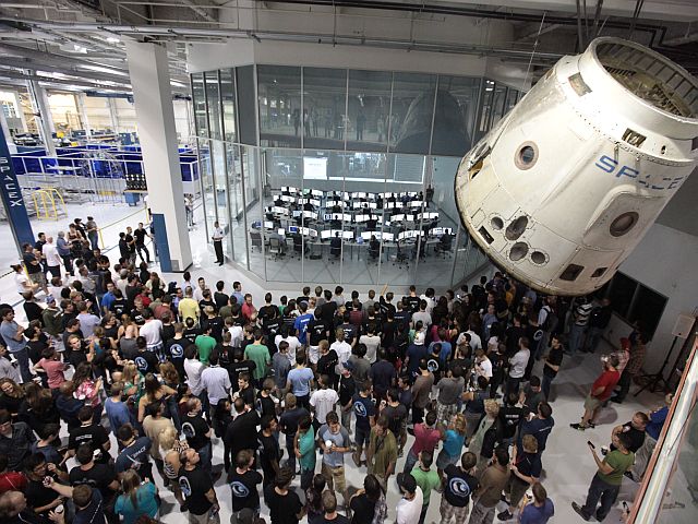 spacex_hq