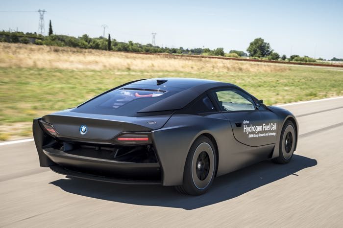 bmw-i8h2-1