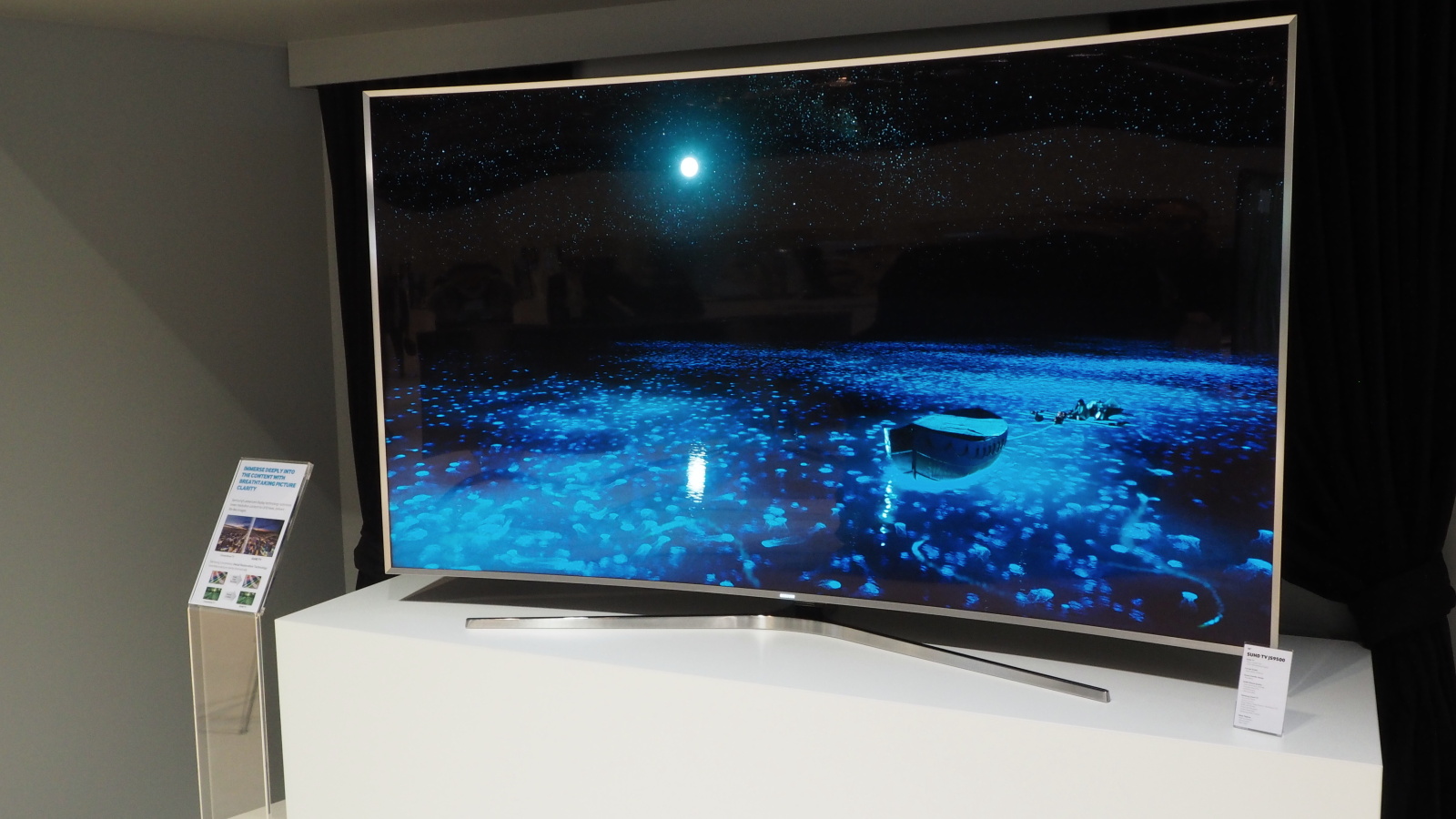 Samsung SUHD TV na ‪#SamsungForum 2015
