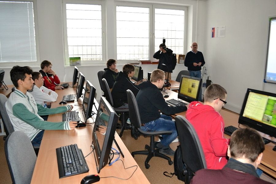 AMOS Democentrum