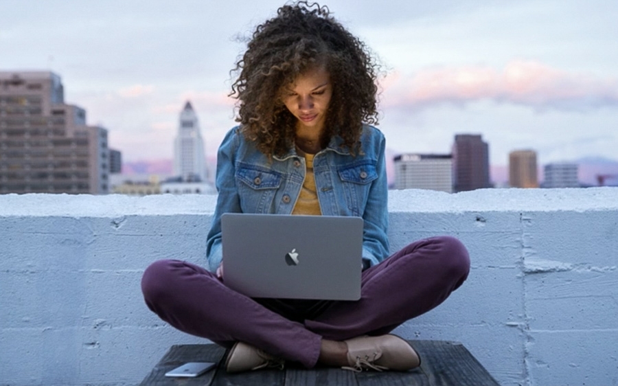 Apple MacBook 