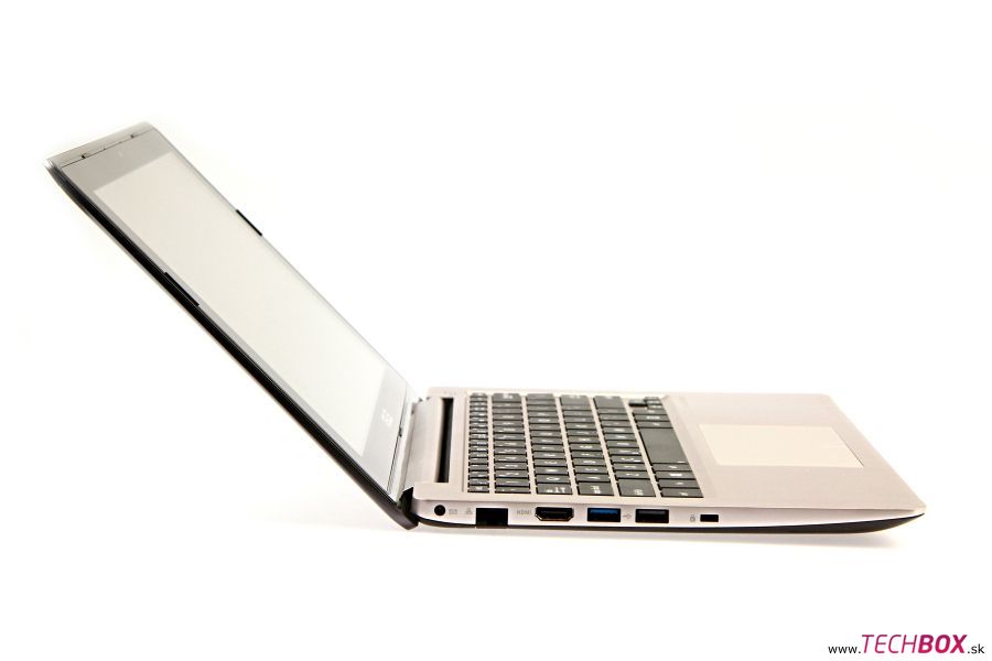 ASUS VivoBook X202E
