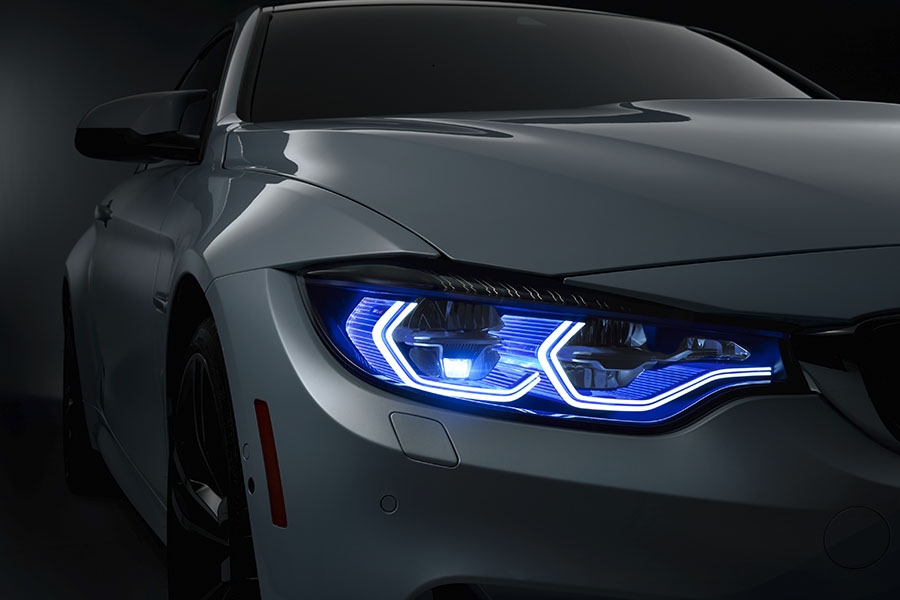 BMW M4 Concept Iconic Lights