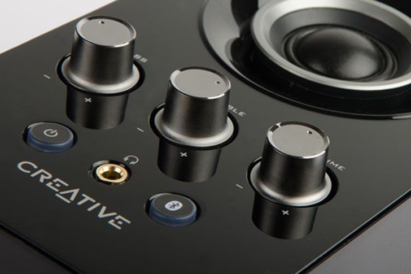 Creative T30 Wireless Signature