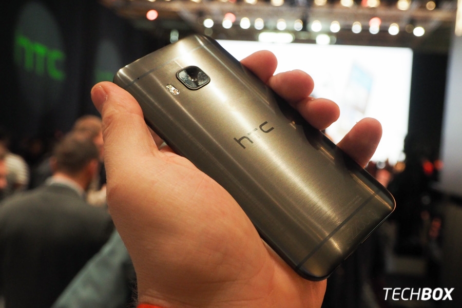 HTC One M9