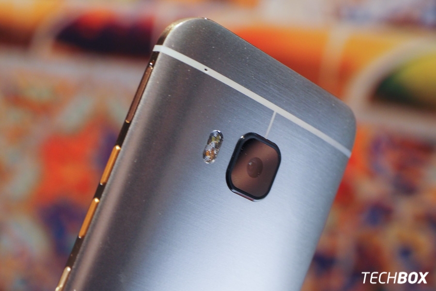 HTC One (M9)