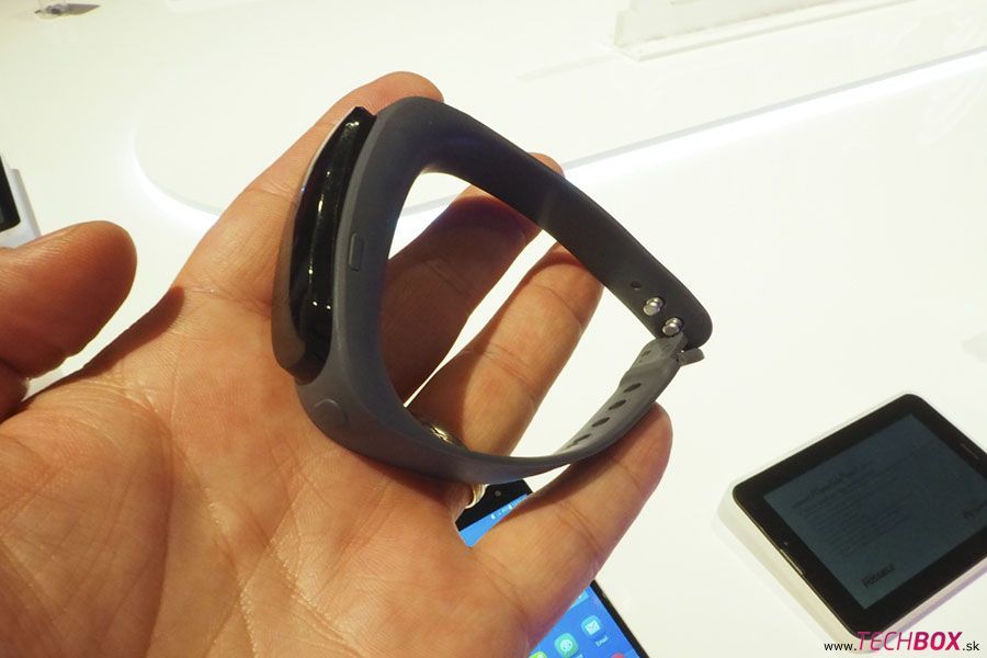 Huawei TalkBand B1