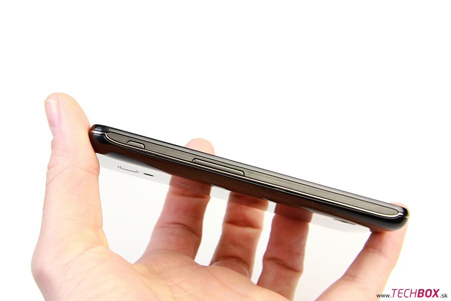 LG Optimus F6