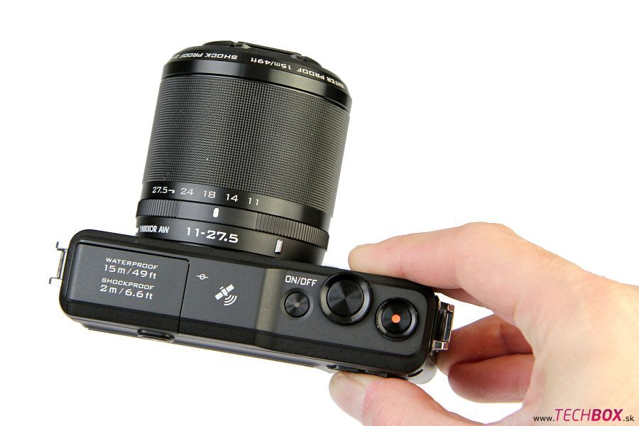Nikon 1 AW1Nikon 1 AW1