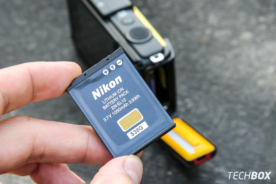 Nikon COOLPIX AW130