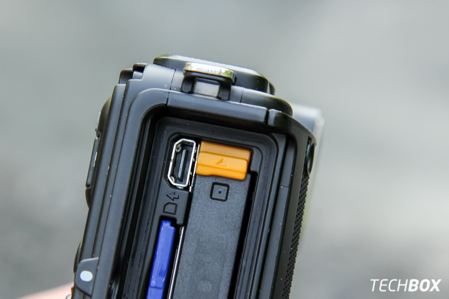 Nikon COOLPIX AW130