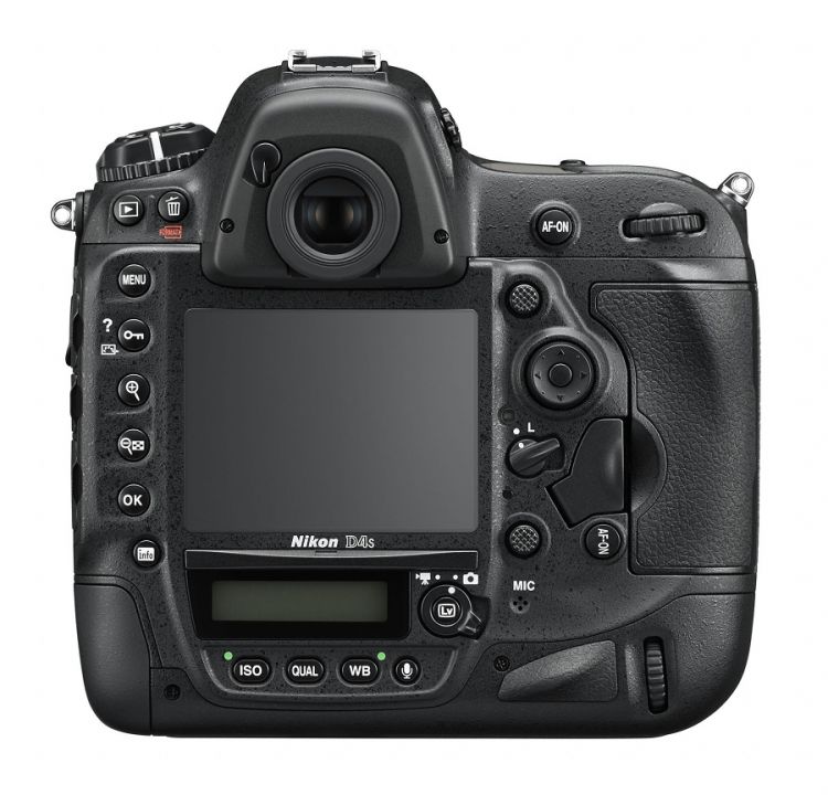 Nikon D4S