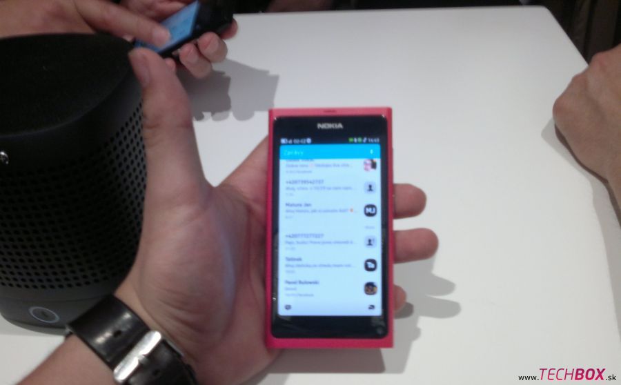Nokia N9, N950