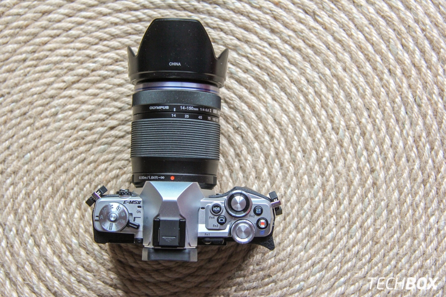 Olympus OM-D E-M5 Mark II