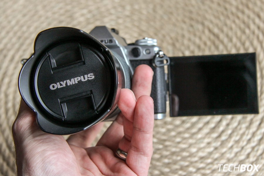 Olympus OM-D E-M5 Mark II