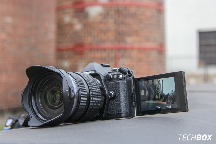 Olympus OM-D E-M5 Mark II 