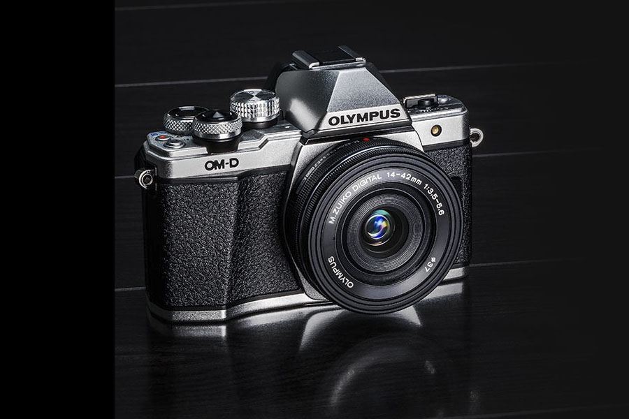 Olympus OM-D E-M5 Mark II Olympus OM-D E-M5 Mark II