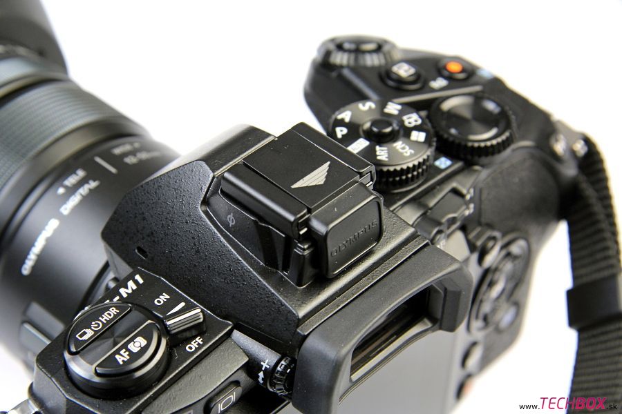 Olympus OM-D E-M1 