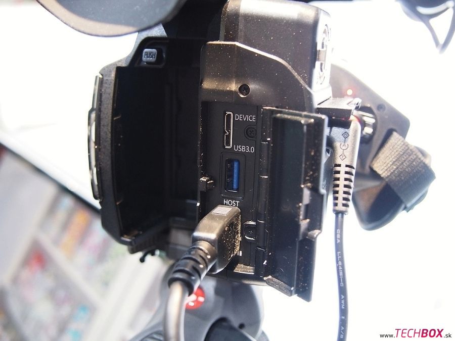 Panasonic HC-X1000 