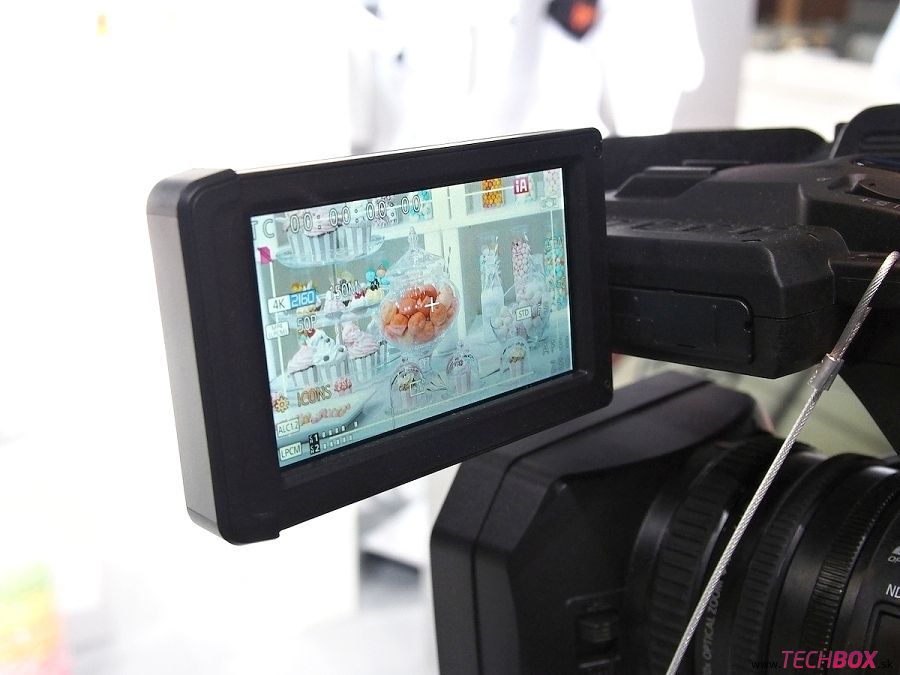 Panasonic HC-X1000 