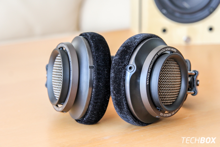 Philips Fidelio X2