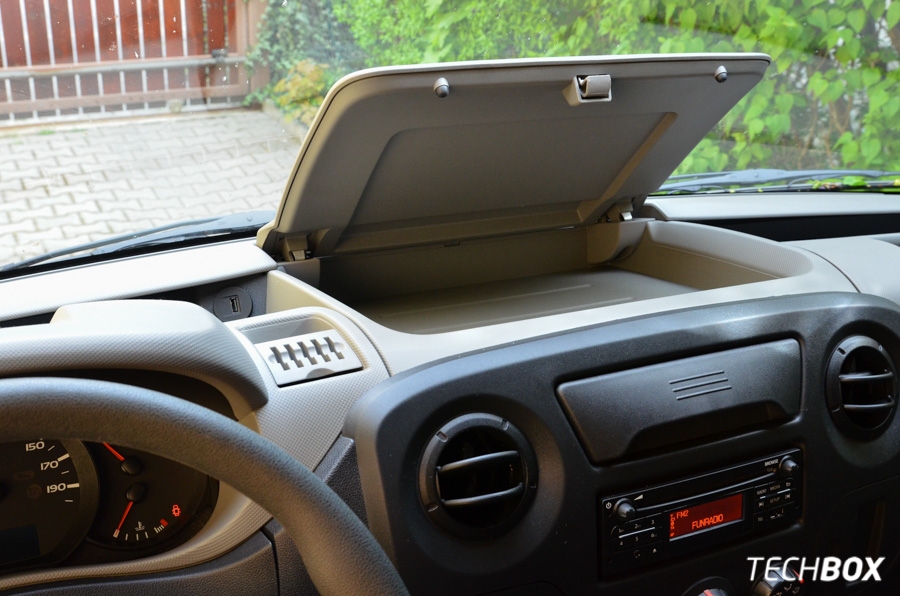 Renault Master L3H2 sťahovanie TECHBOX