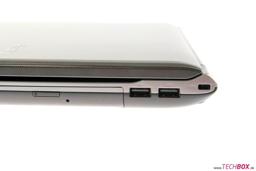 Samsung Série 5 550P7C