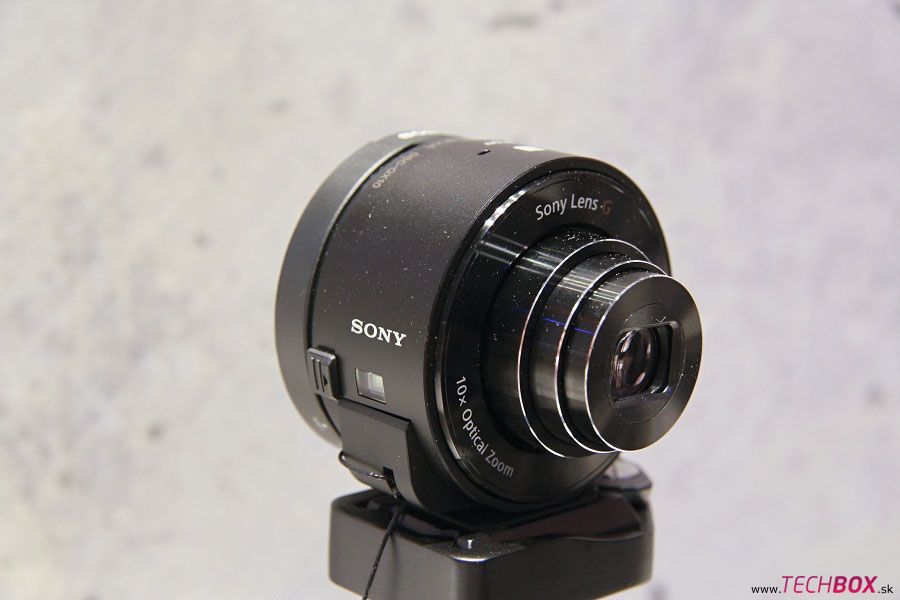 Sony DSC-QX10