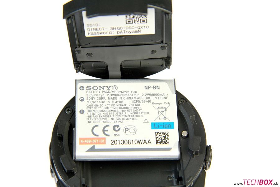 Sony Cyber-shot DSC-QX10