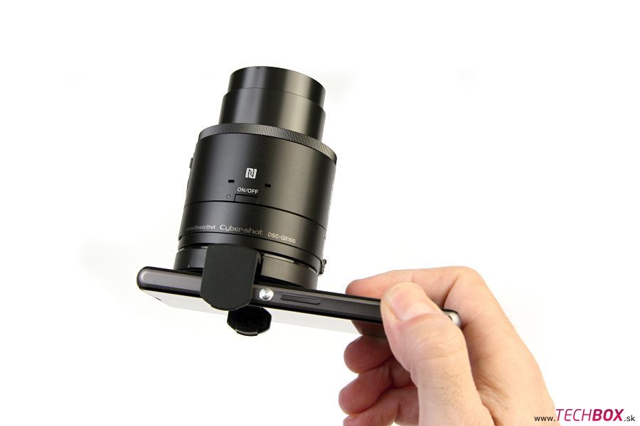 Sony Cyber-shot DSC-QX100 
