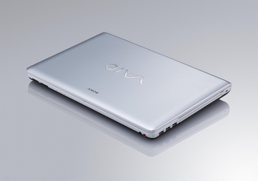 Sony VAIO E 2