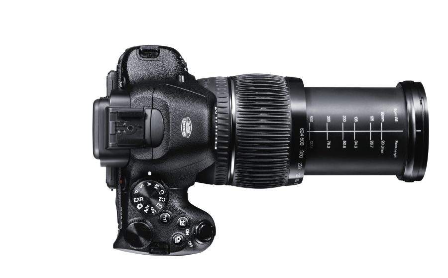 Fujifilm X-S1 má najväčší snímač v kategórii ultrazoomov!
