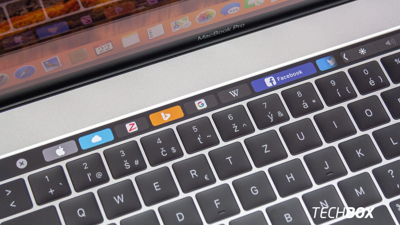 Apple priznalo, že nevie vyrobiť dobrú klávesnicu do MacBookov