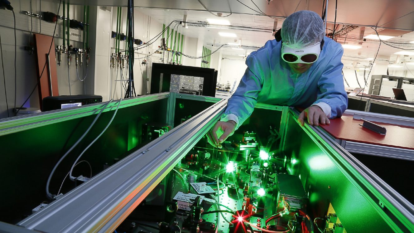 Najvýkonnejší laser na svete je z Rumunska a násobne predbehol konkurenciu