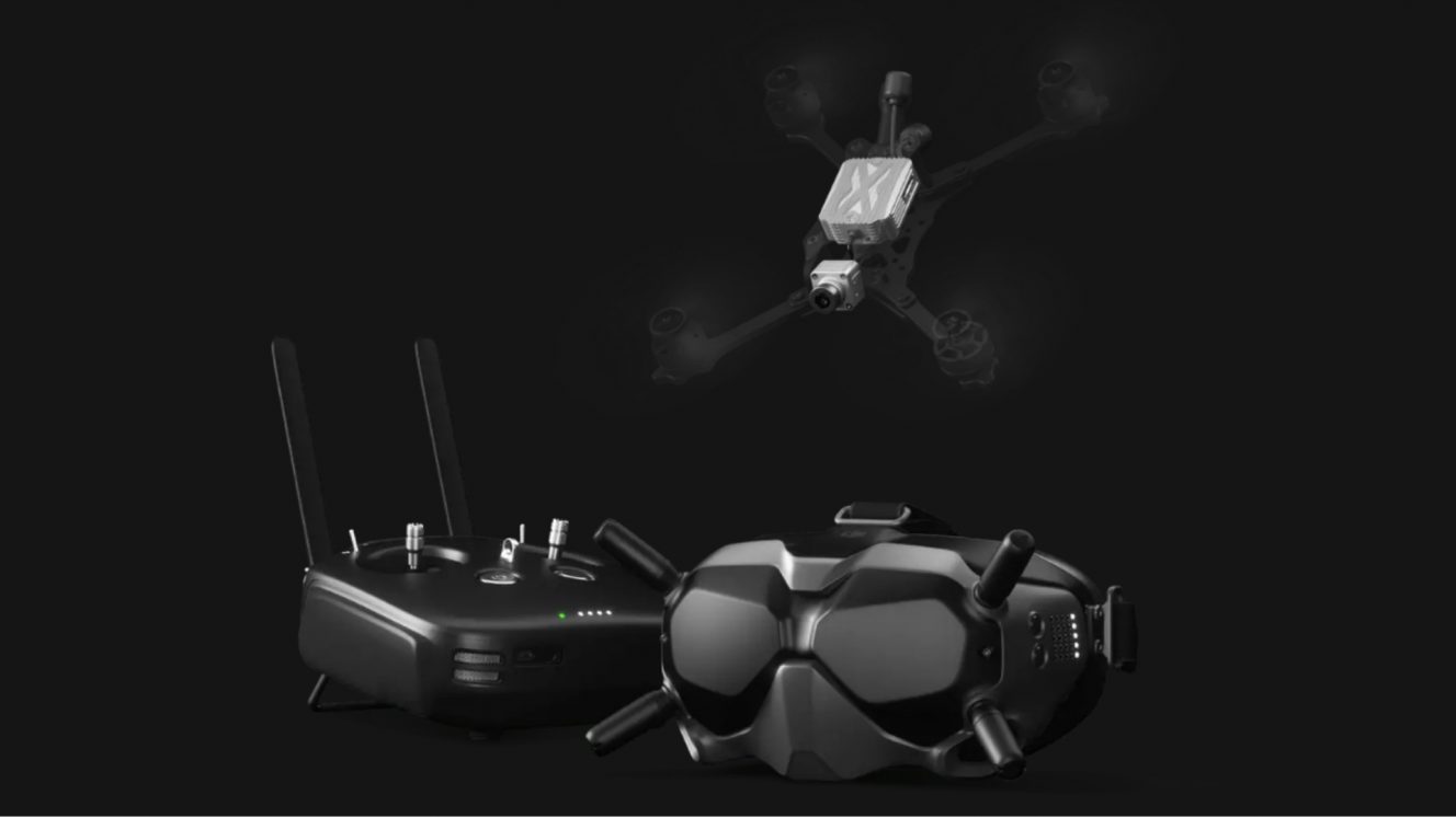 DJI má špeciálne okuliare pre pilotov dronov