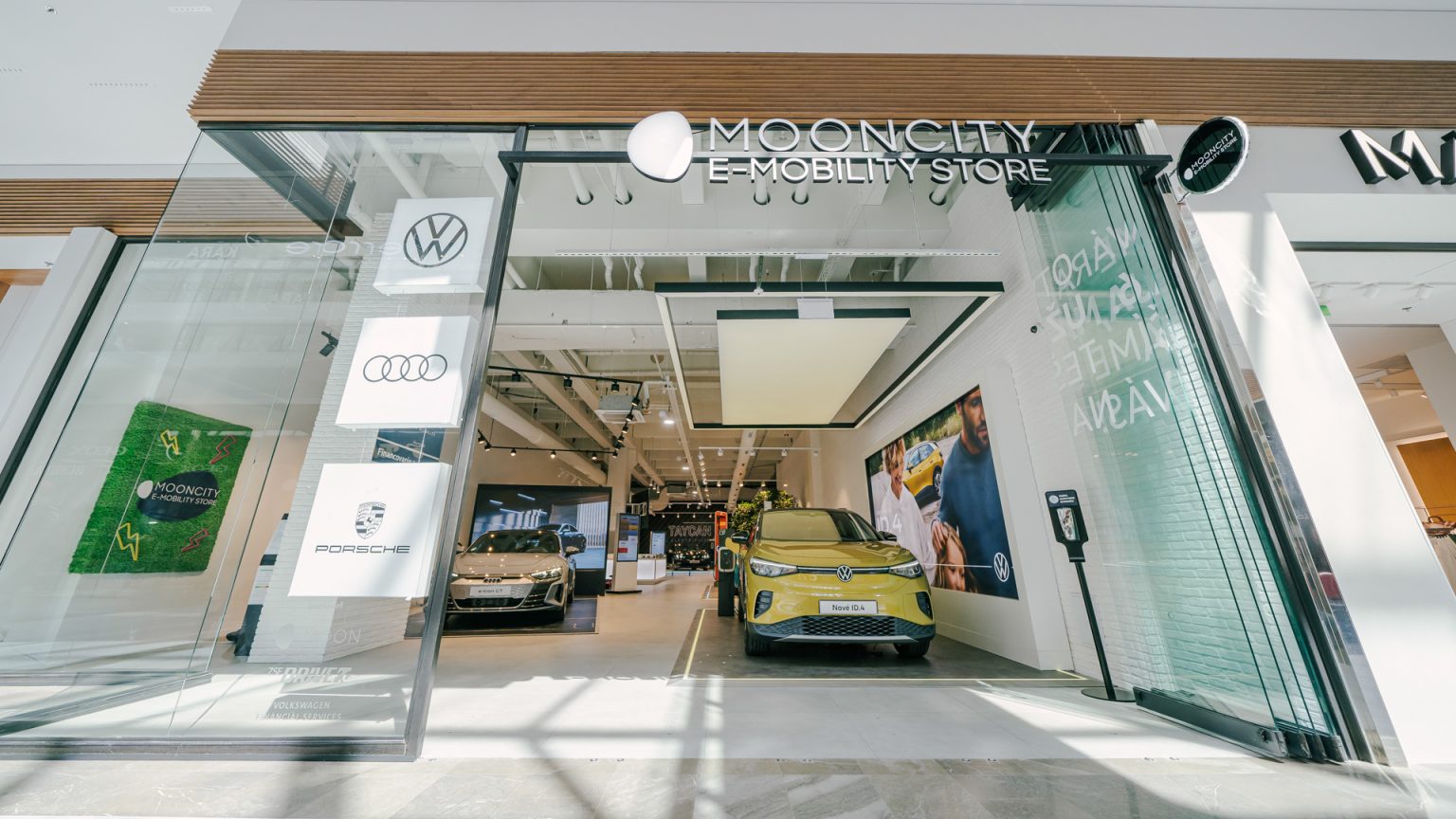 V Auparku je nový Mooncity e-mobility store venovaný elektromobilite