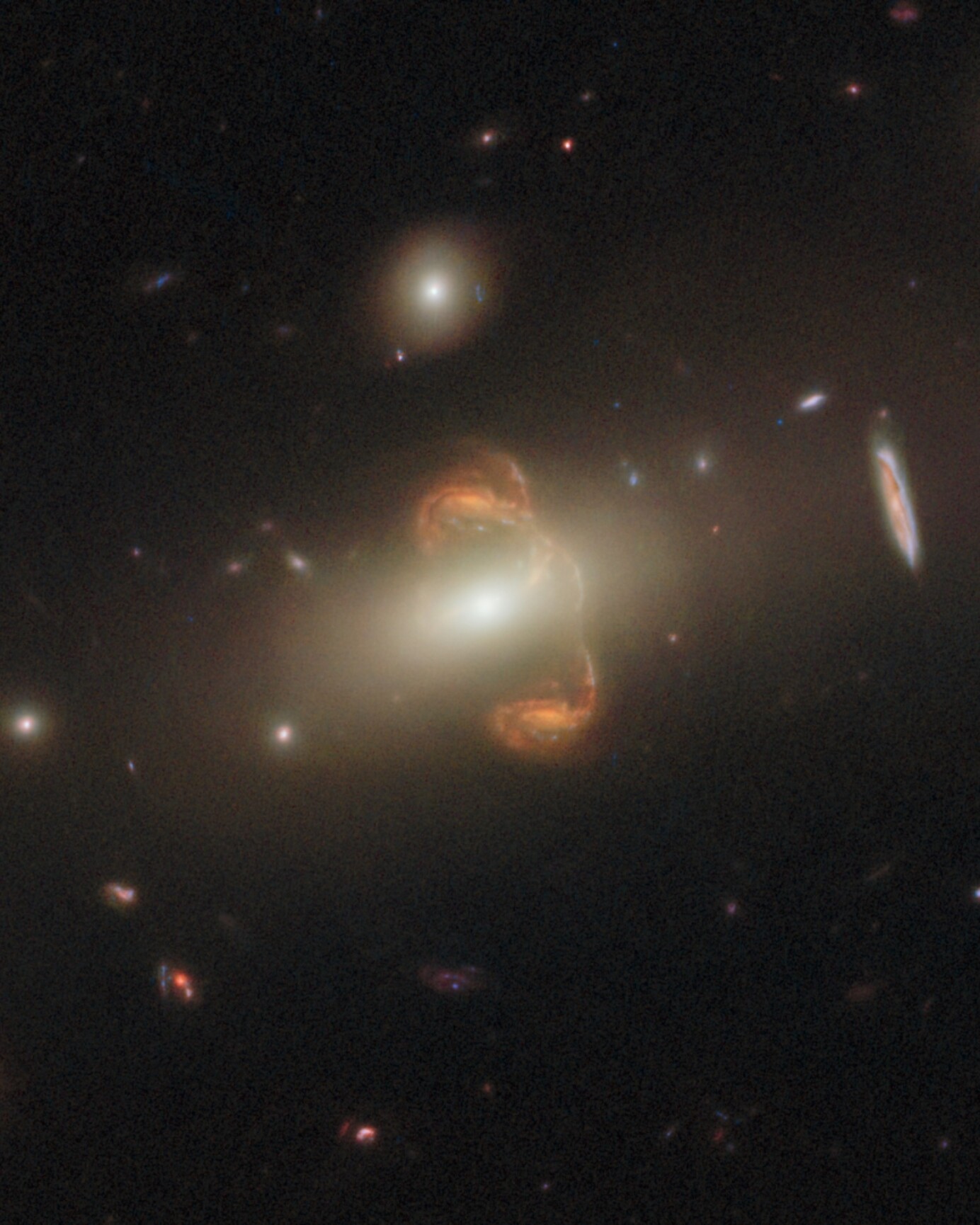 Hubblov teleskop nekončí, na Zem posiela fotografiu „zrkadlovej“ galaxie