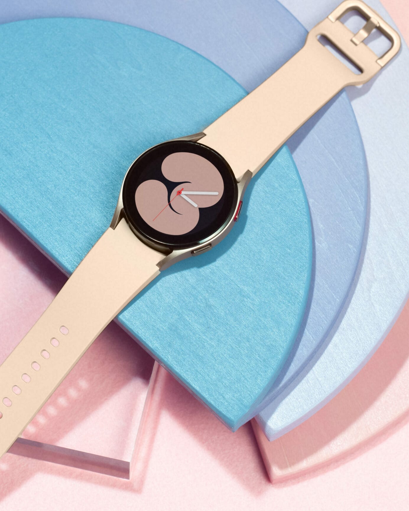 Skvelé smart hodinky Samsung Galaxy Watch4 sú teraz takmer o polovicu lacnejšie